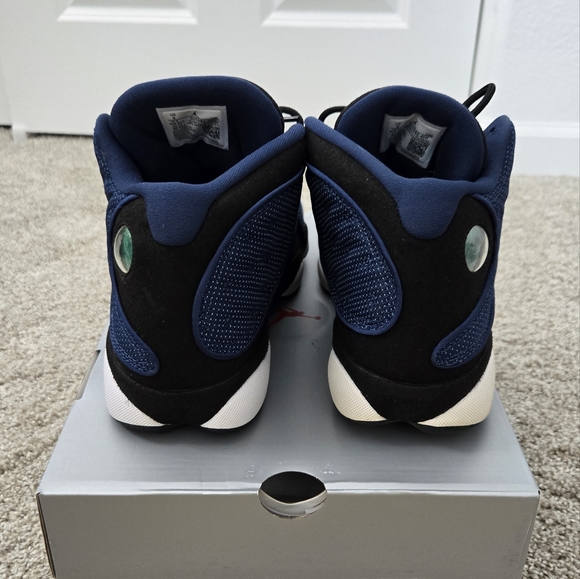 Jordan Blue and Black High-Top Sneakers with Textured Upper - Picture 3 of 9